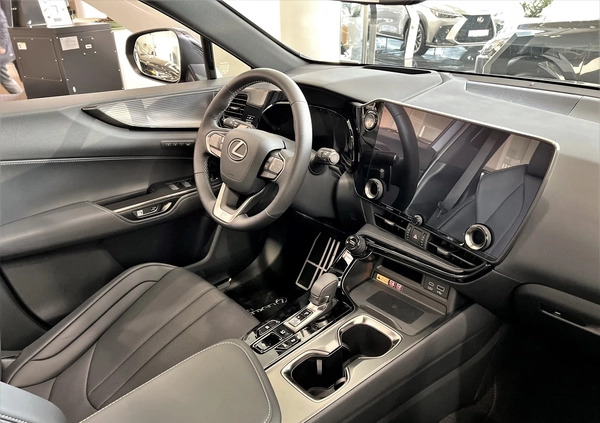 Lexus NX cena 293289 przebieg: 1, rok produkcji 2024 z Cieszyn małe 79